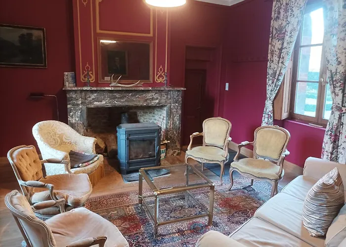 Chateau D'hugemont- Aile Du Parc